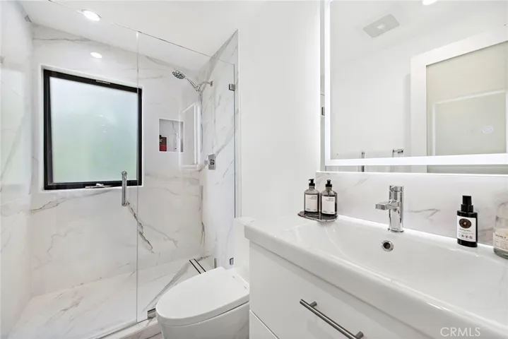 Secondary Bath