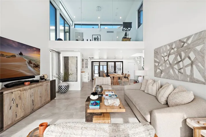 2545 Juanita Way, Laguna Beach, California 92651