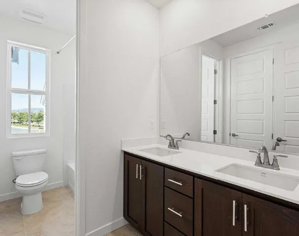 305 Caulfield Lane, Petaluma, California 94952
