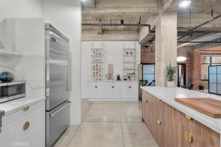 835 Locust Avenue 417, Long Beach, California 90813