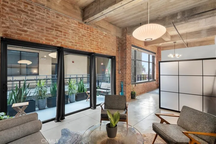 835 Locust Avenue 417, Long Beach, California 90813