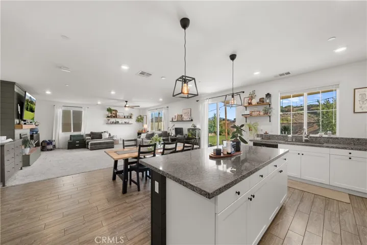 1035 Marigold Court, Calimesa, California 92320