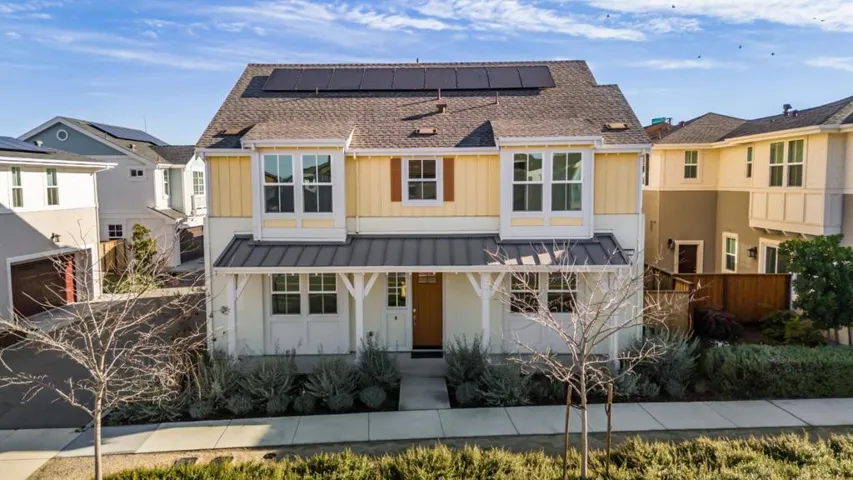 302 Caulfield Lane, Petaluma, California 94952