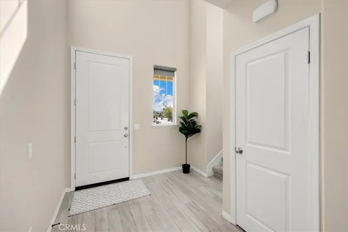 15162 Ledgestone Street, Fontana, California 92336