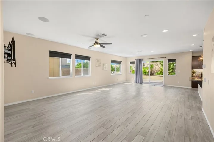 15162 Ledgestone Street, Fontana, California 92336