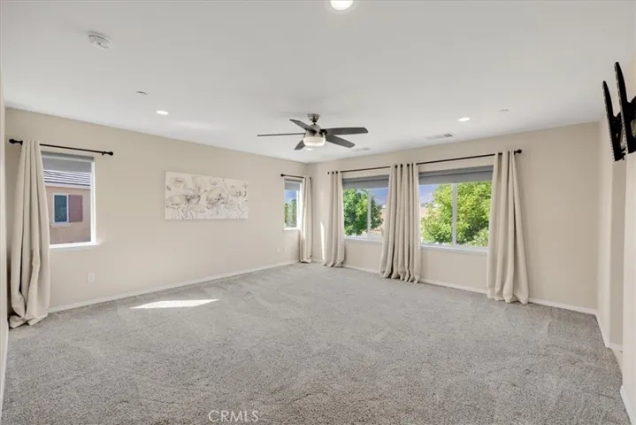 15162 Ledgestone Street, Fontana, California 92336