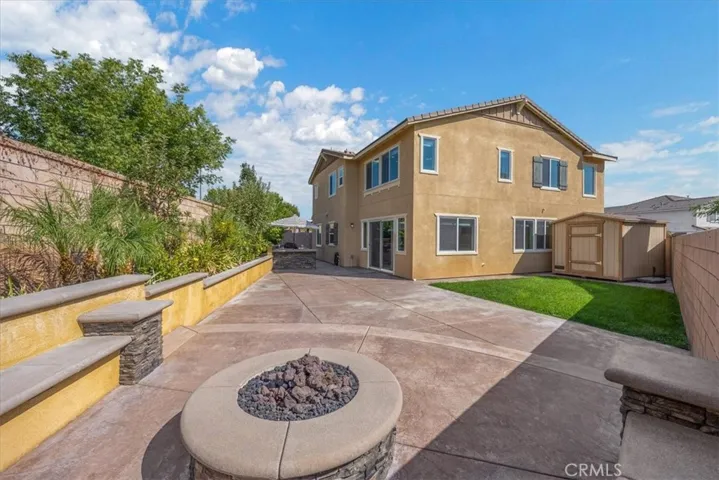 15162 Ledgestone Street, Fontana, California 92336