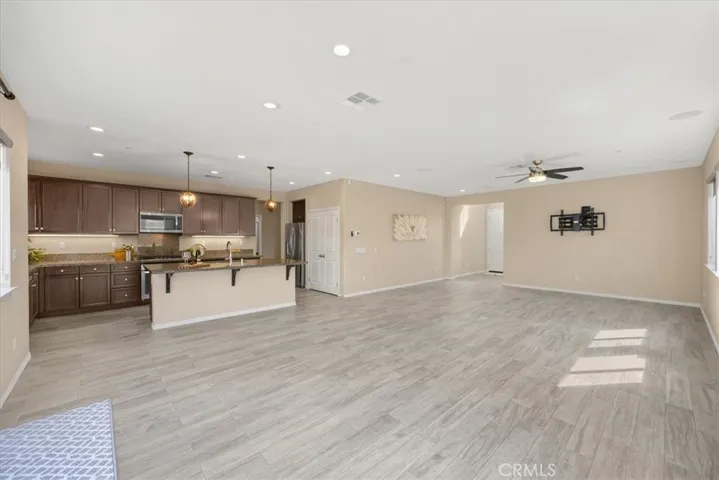 15162 Ledgestone Street, Fontana, California 92336