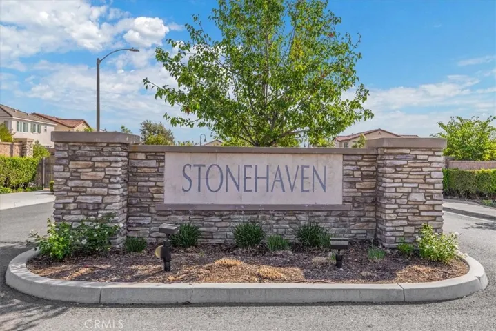 15162 Ledgestone Street, Fontana, California 92336