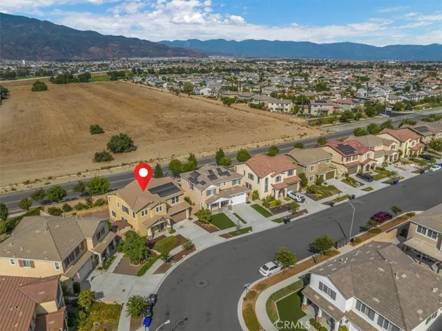 15162 Ledgestone Street, Fontana, California 92336