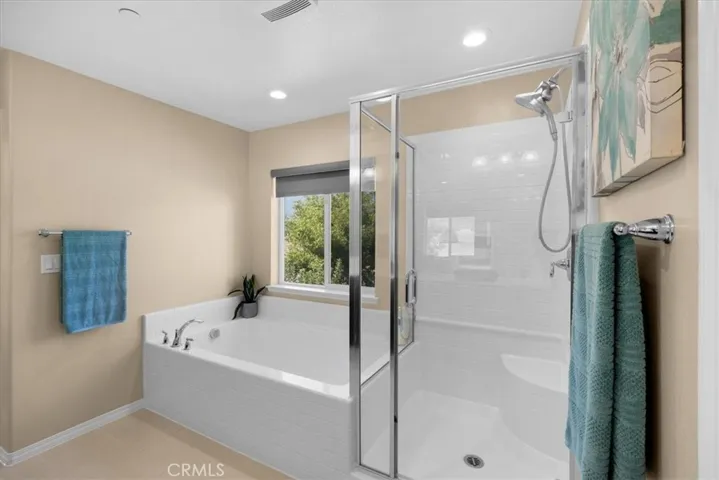 15162 Ledgestone Street, Fontana, California 92336