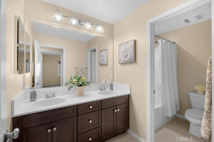 15162 Ledgestone Street, Fontana, California 92336