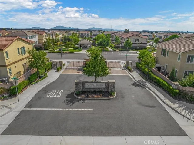 15162 Ledgestone Street, Fontana, California 92336