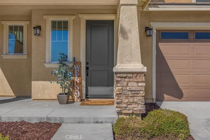 15162 Ledgestone Street, Fontana, California 92336