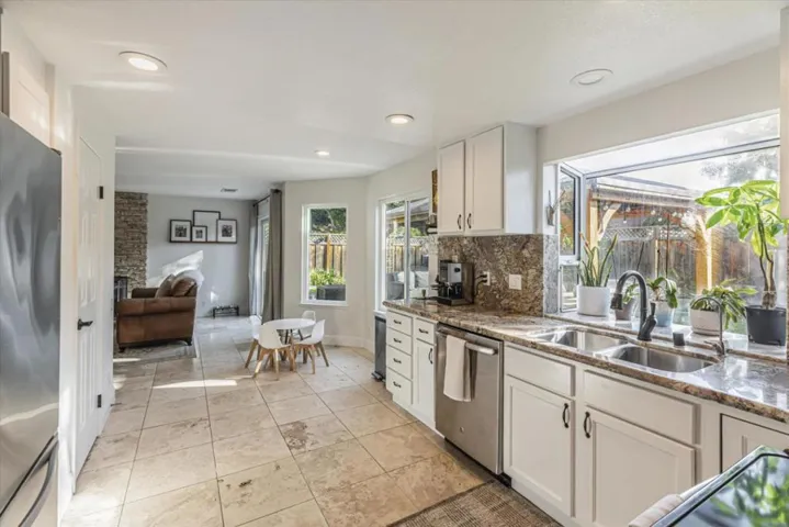 9470 Eagle View Way, Gilroy, California 95020