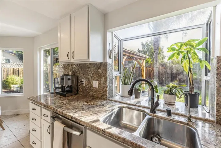 9470 Eagle View Way, Gilroy, California 95020