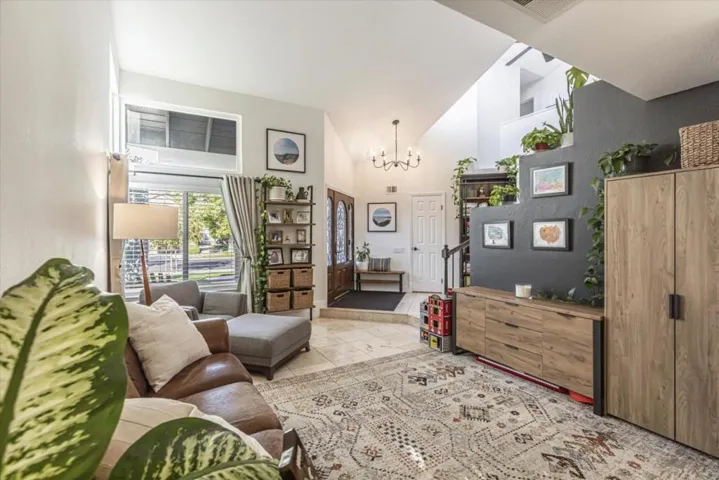 9470 Eagle View Way, Gilroy, California 95020