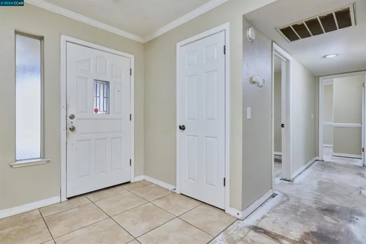 5230 Linda Lou Dr, Carmichael, California 95608