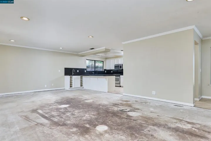 5230 Linda Lou Dr, Carmichael, California 95608