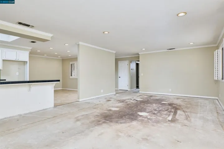 5230 Linda Lou Dr, Carmichael, California 95608