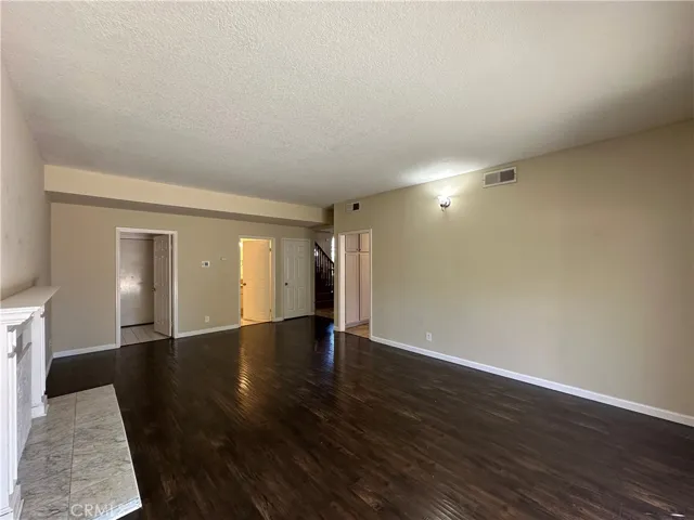7517 Bovey Avenue, Reseda, California 91335