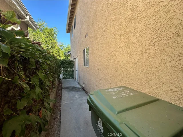 7517 Bovey Avenue, Reseda, California 91335