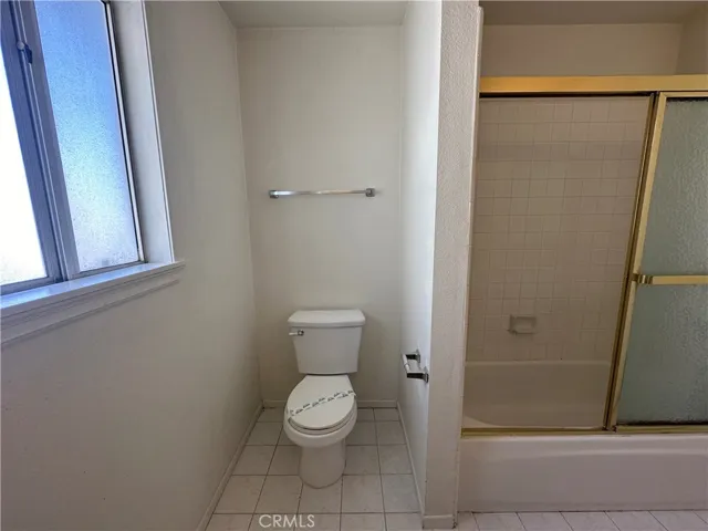 7517 Bovey Avenue, Reseda, California 91335