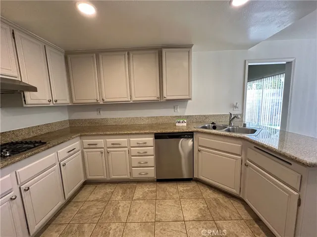 7517 Bovey Avenue, Reseda, California 91335