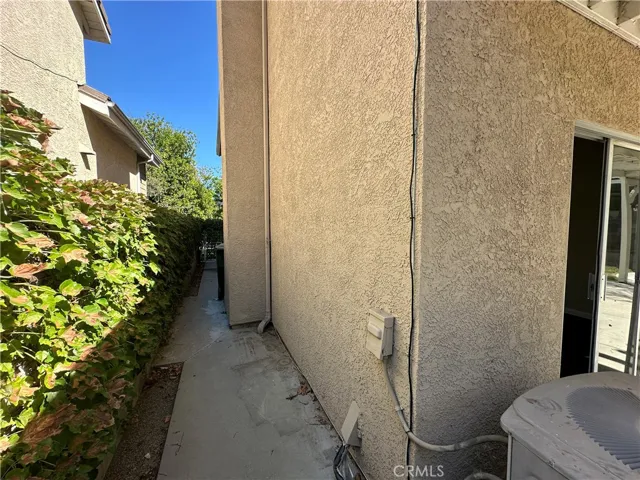7517 Bovey Avenue, Reseda, California 91335