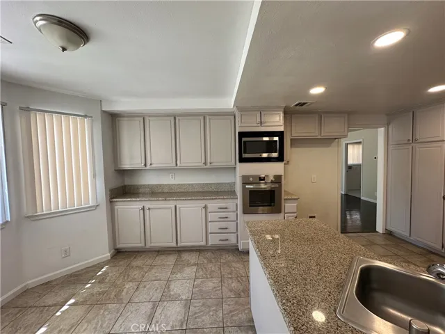 7517 Bovey Avenue, Reseda, California 91335
