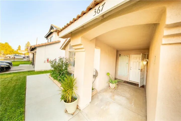 367 Aurora Drive, Perris, California 92571