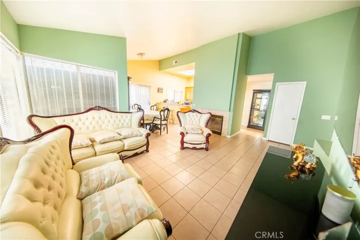 367 Aurora Drive, Perris, California 92571