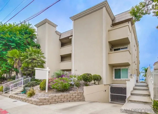 3750 Riviera Dr 3, San Diego, California 92109
