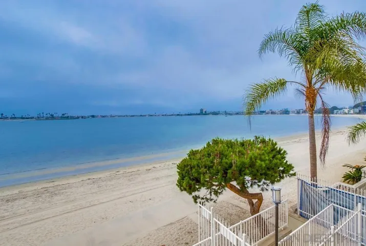 3750 Riviera Dr 3, San Diego, California 92109