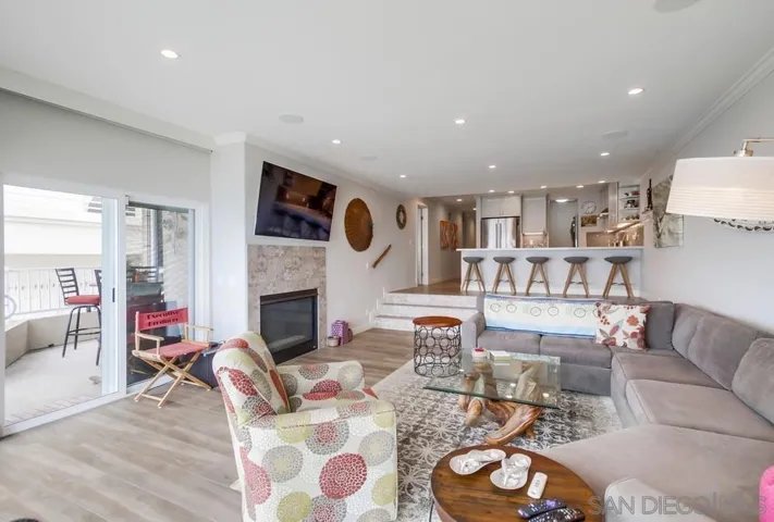 3750 Riviera Dr 3, San Diego, California 92109