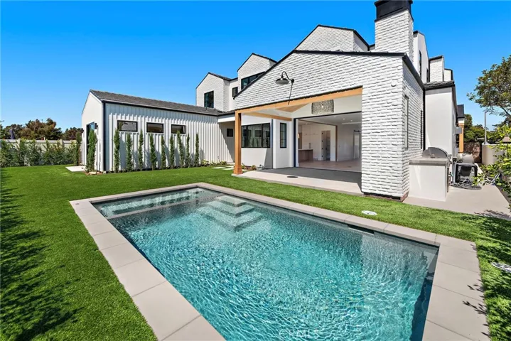 1700 Port Manleigh Circle, Newport Beach, California 92660