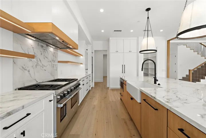 1700 Port Manleigh Circle, Newport Beach, California 92660