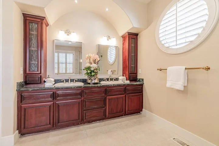 1131 Payne Drive, Los Altos, California 94024