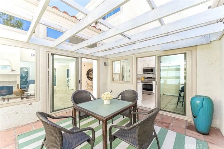 11 Segura 54, Irvine, California 92612