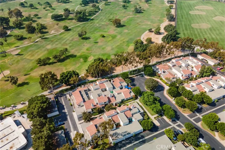 11 Segura 54, Irvine, California 92612