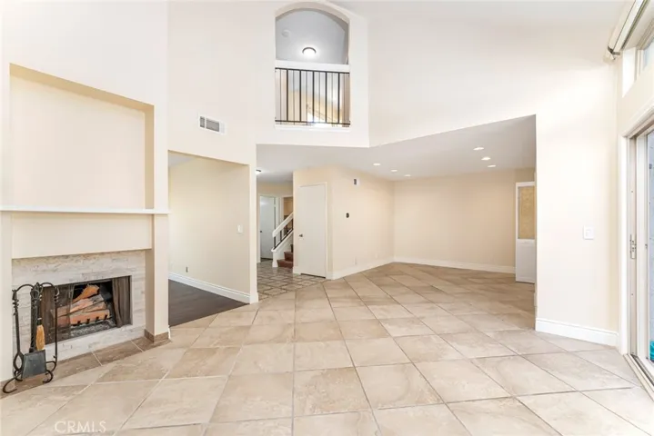 11 Segura 54, Irvine, California 92612