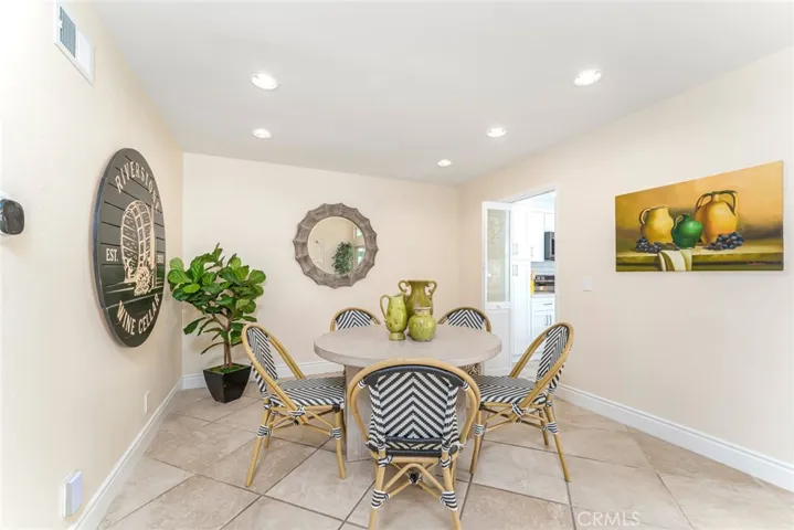 11 Segura 54, Irvine, California 92612
