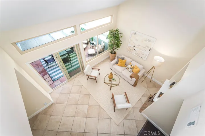 11 Segura 54, Irvine, California 92612