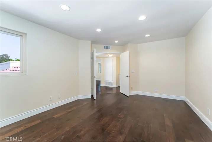11 Segura 54, Irvine, California 92612