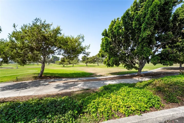 11 Segura 54, Irvine, California 92612