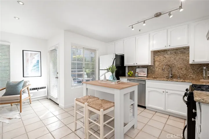 707 W 4th Street 1, Long Beach, California 90802