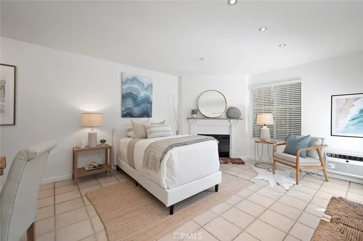 707 W 4th Street 1, Long Beach, California 90802