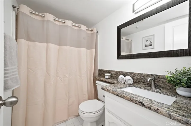 707 W 4th Street 1, Long Beach, California 90802