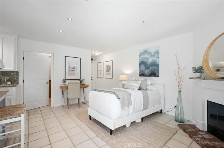 707 W 4th Street 1, Long Beach, California 90802