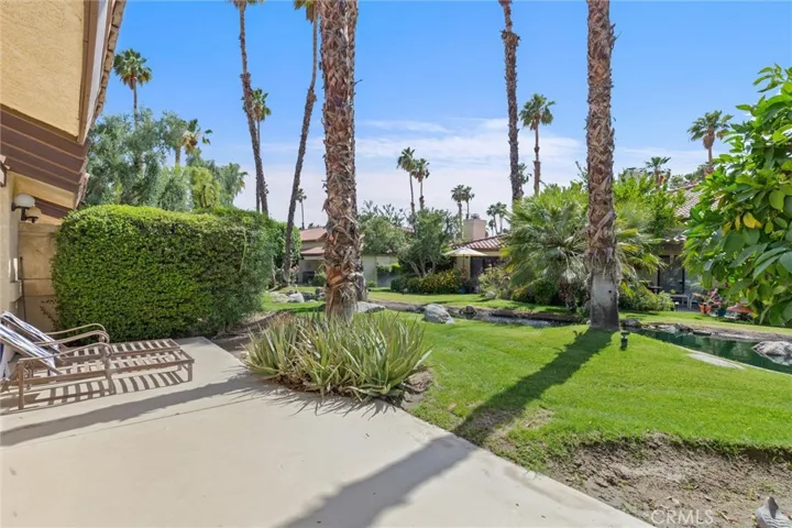 605 Woodcrest Lane E, Palm Desert, California 92260